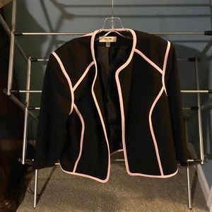 Jones Studio black blazer
